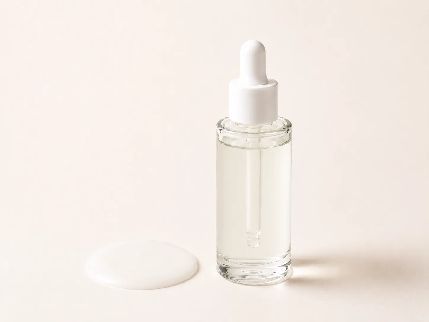烟酰胺精华液 OEM 生产